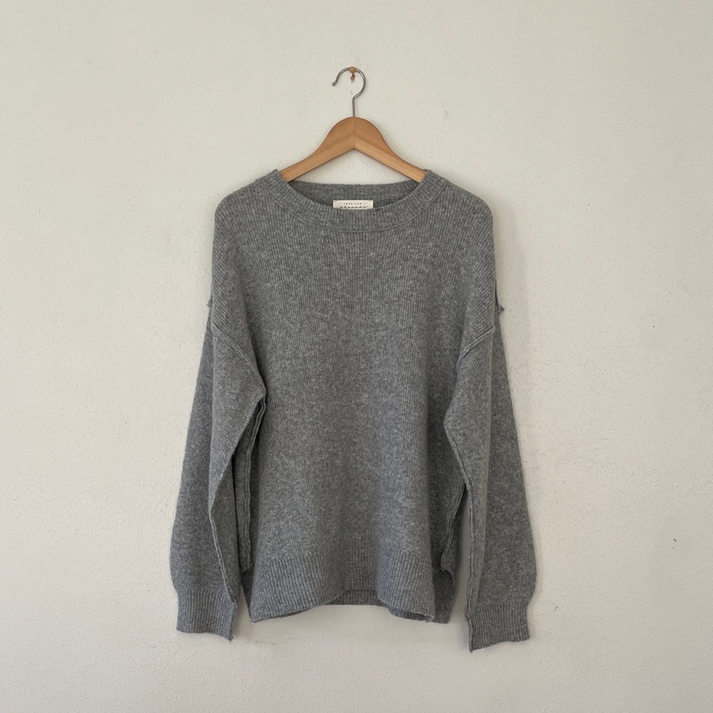 American Threads Crewneck Sweater Oversized Gray